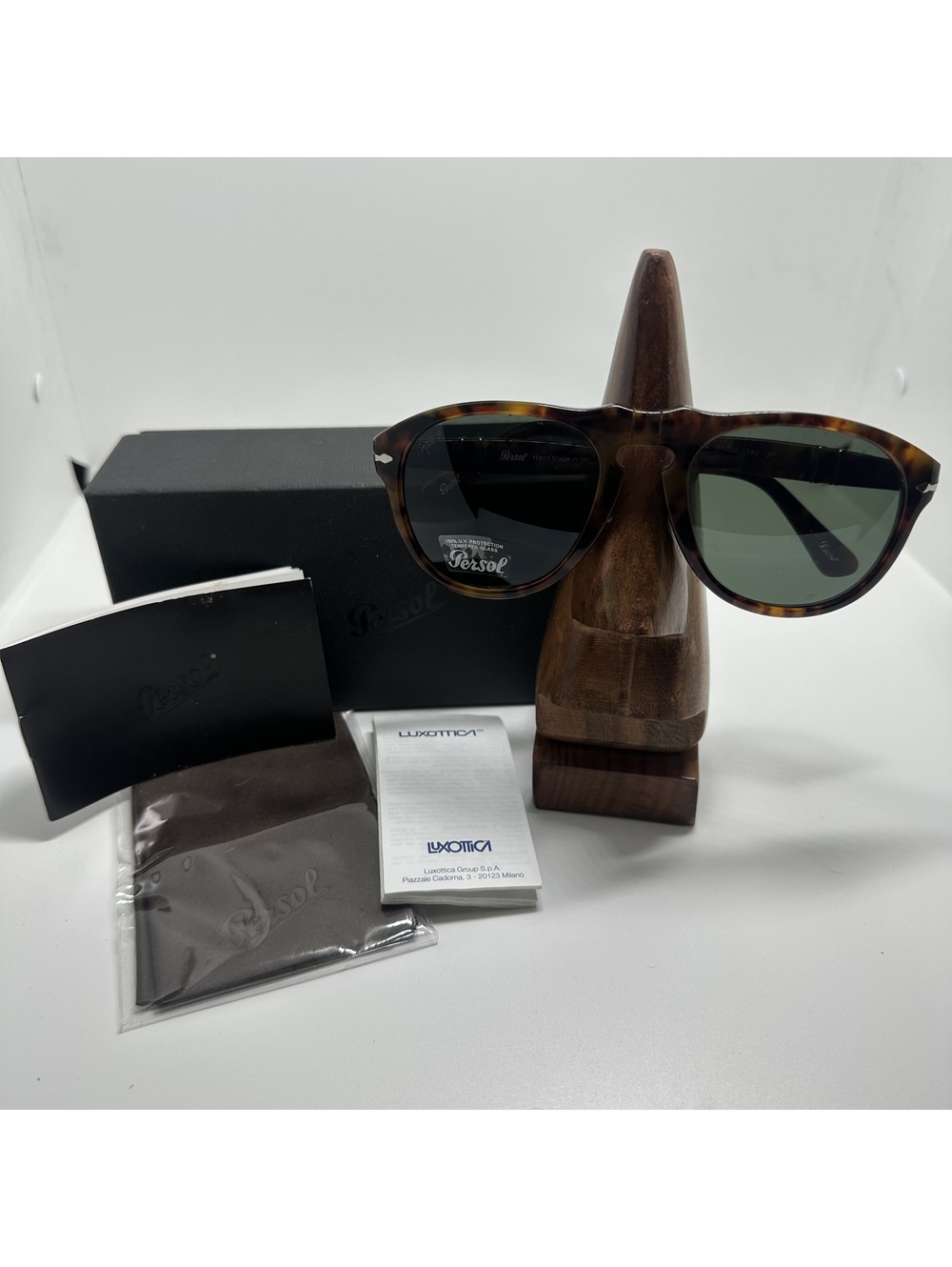 Persol Caffe Classic Tortoise Green Lens Sunglasses with Box and Accessories